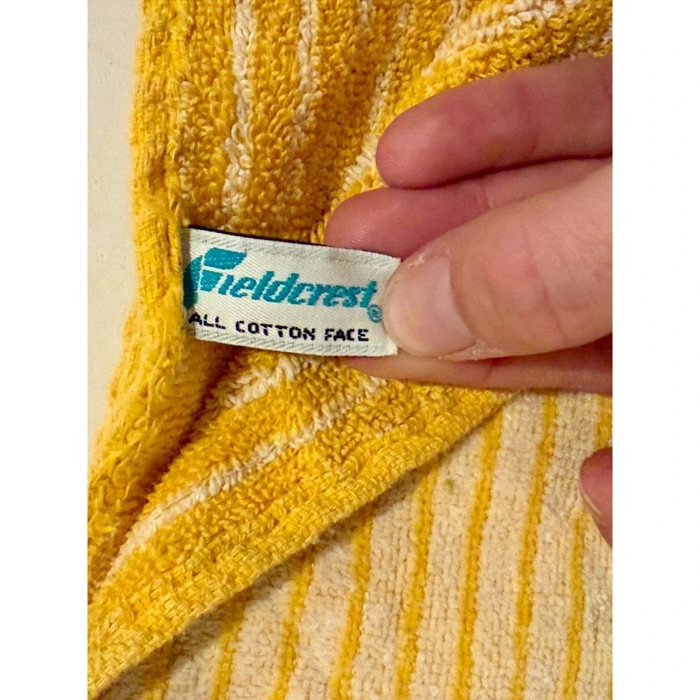 VTG Fieldcrest Fringe Hand Towel Yellow White Striped Cotton Blend Retro MCM USA